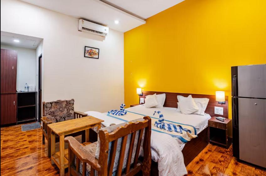 Royalstar Resort Vagator Esterno foto